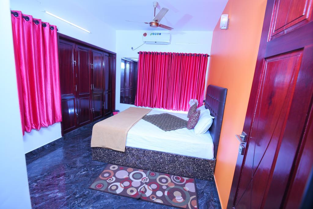 Beersheba Three Bed Room A/C Apartments Thiruvananthapuram Extérieur photo