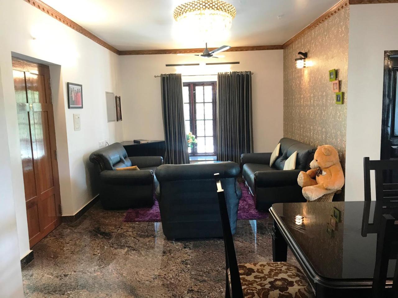 Beersheba Three Bed Room A/C Apartments Thiruvananthapuram Extérieur photo