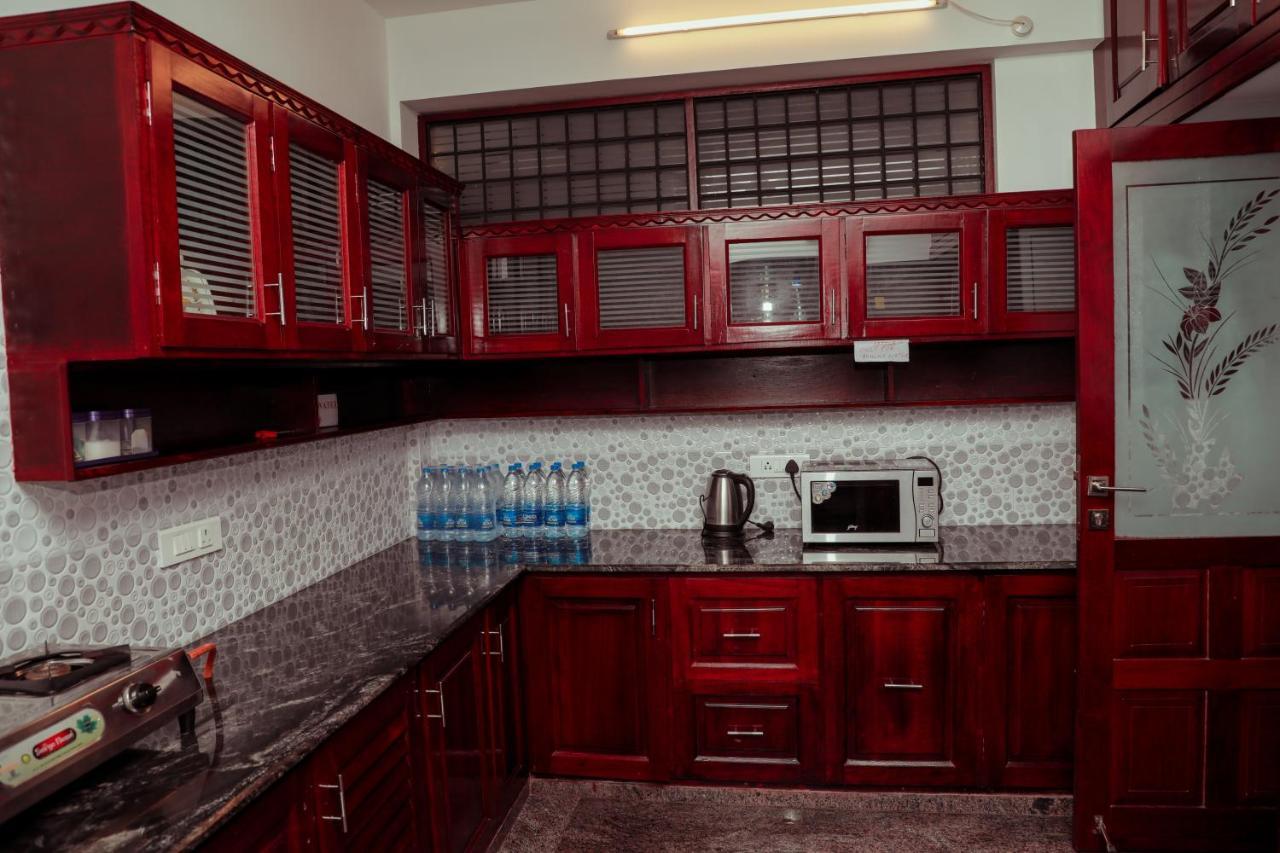 Beersheba Three Bed Room A/C Apartments Thiruvananthapuram Extérieur photo